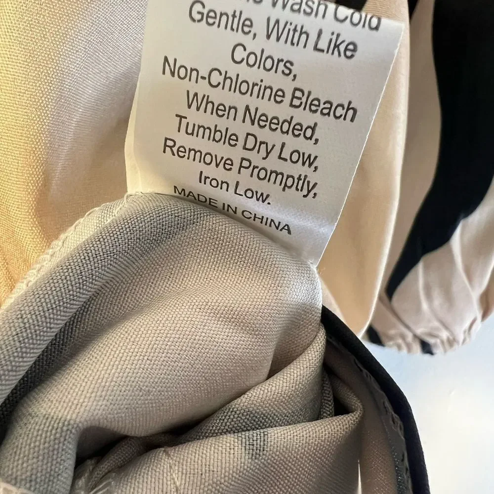 🌸Animal Print Fit & Flare Long Sleeve, Buttoned Down Belted Dress Size M (AA4) - Picture 11 of 13